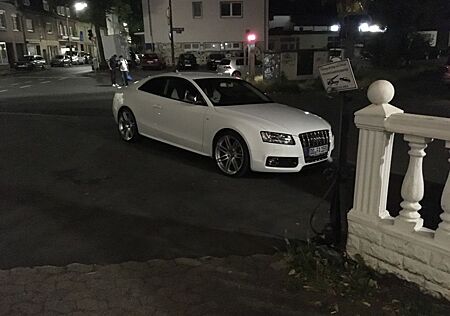 Audi S5 4.2 FSI V8,Alcantara, B&O, Carbon, 20Zoll