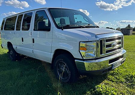 Ford Econoline 350