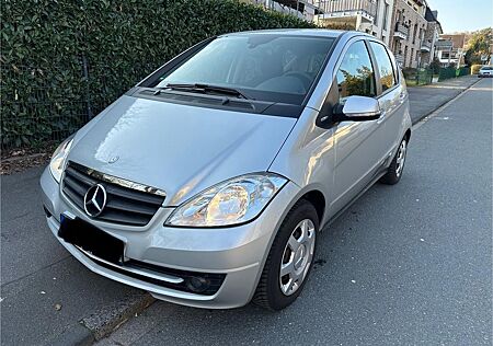 Mercedes-Benz A 160 ELEGANCE BlueEFFICIENCY Euro5