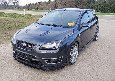 Ford Focus 2,5 ST MK2 RS Turbo Recaro OZ KW 380PS