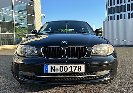 BMW 116i - 8fachbereift (MIT ALUFELGEN)
