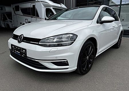 VW Golf Volkswagen TSI 1.0 Comfortline NAV SSD Sitzh Keyless