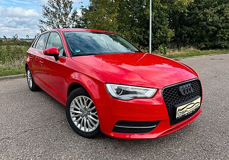 Audi A3 1.6 TDI Sportback,Leder,Xenon,PDC,Eu6