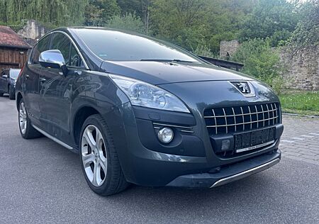 Peugeot 3008 Platinum / Leder / Panorama / Xenon