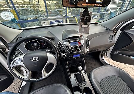 Hyundai ix35 Sorglospaket kein Wartungsstau 1.6 GDI
