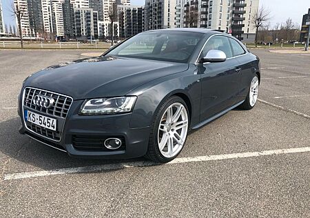 Audi S5 4.2 FSI V8 tiptronic quattro