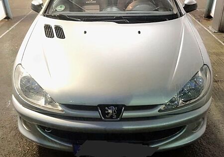Peugeot 206 CC 1.6, 108 PS
