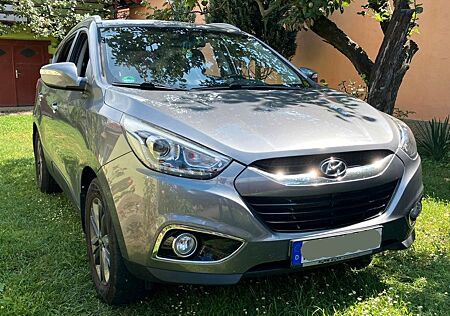 Hyundai ix35 gebraucht kaufen Hyundai ix35 2.0 CRDi 135kW Style 4WD Automatik Style