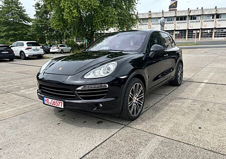 Porsche Cayenne Diesel - Voll-Pano-Fond Entertainment