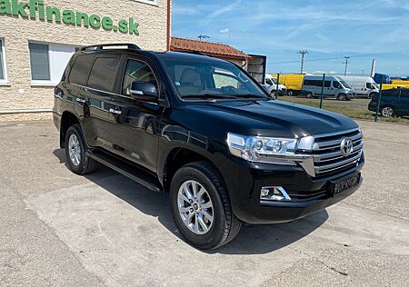 Toyota Land Cruiser 200 SVOS 4x4 ARMOURED vin 792