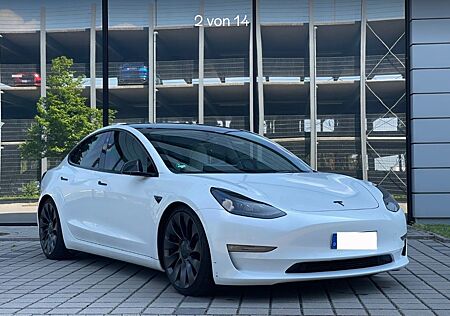 Tesla Model 3 Performance Dualmotor Aviloo Test