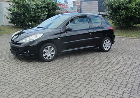 Peugeot 206 Basis/KLIMA/116TKM/ZV/SCHECKHEFT