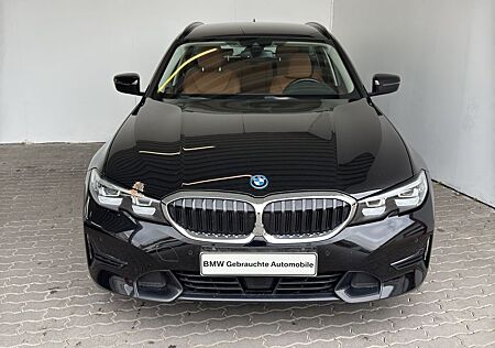 BMW 330e Tour. Sport Line LiveCock.ACC.AHK.Sportsz.