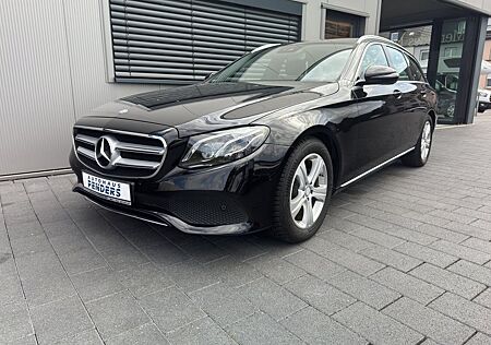 Mercedes-Benz E 200 E200T Avantgarde Xenon Navi Kamera Ambiente SHZ