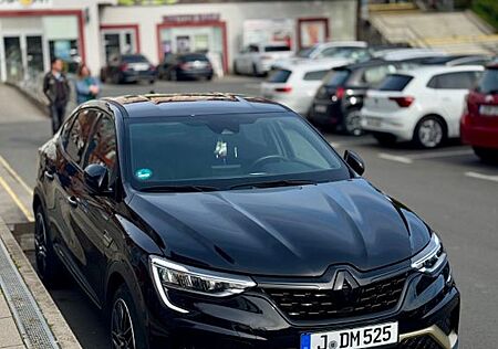 Renault Arkana Phase 1 E-Tech engineered RS Line