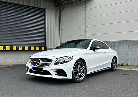 Mercedes-Benz C 200 Coupé Autom. / Vollausst. / scheckheftgepf