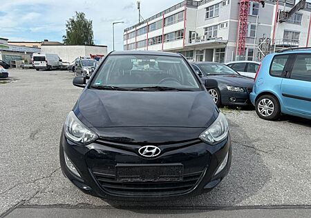 Hyundai i20 1.1 CRDi FIFA World Cup EDITION