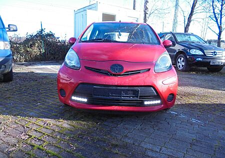 Toyota Aygo (X) Aygo AYGO Cool.Klima.SHZ.2 Hand.5Türig.EURO-5