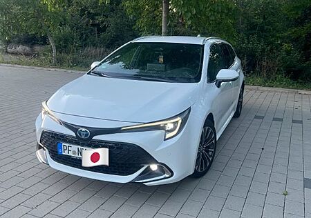 Toyota Corolla gebraucht kaufen Toyota Corolla 2,0 Hybrid Team Deutsch Touring Spor...