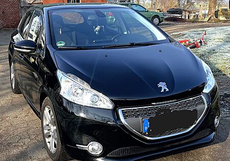 Peugeot 208 1.6 Allure 120 VTi