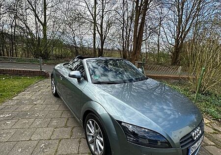 Audi TT Roadster 2.0 TFSI -