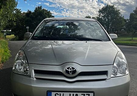 Toyota Corolla Verso 1.8-l-VVT-i Edition 7-Sitzer - TÜV