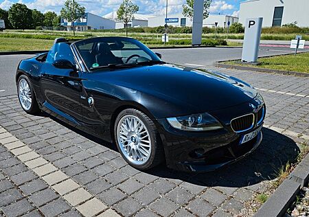 BMW Z4 2,2i mit Aerodynamikpaket und BBS