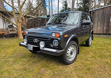 Lada Niva Legend 4x4 LKW Zulassung