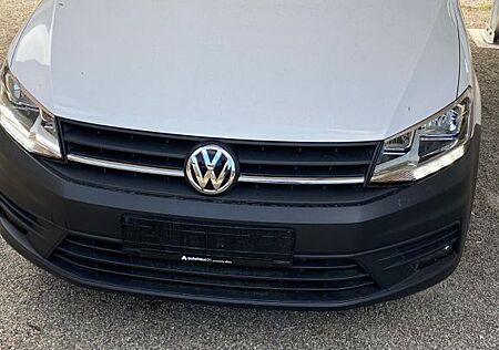 VW Caddy Volkswagen 2.0 TDI 75kW