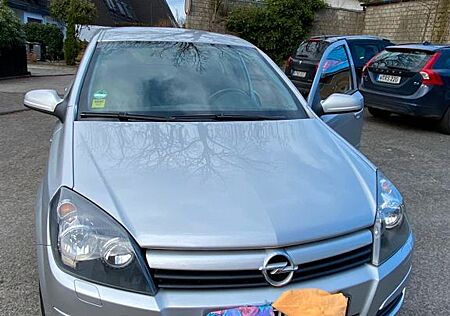 Opel Astra 1.6 Twinport 77kW -