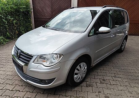 VW Touran Volkswagen Trendline 1.9 TDI BlueMotion