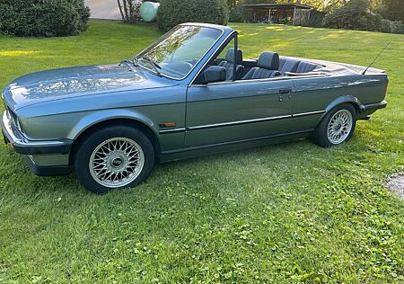 BMW 325