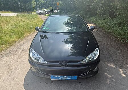 Peugeot 206 CC. Tüv neu