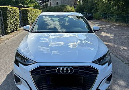 Audi A3 40 TFSI e S tronic Sportback -
