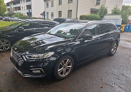 Ford Mondeo Turnier TitaniumS/S+Navi+Cam+KeyFree-Sys