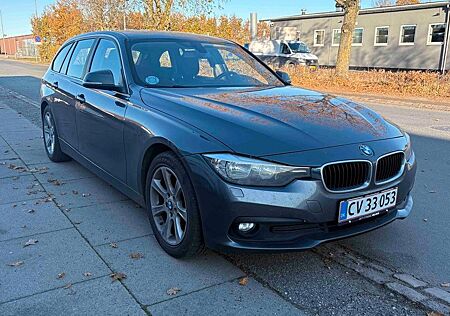 BMW 320d Touring Luxury Line aut