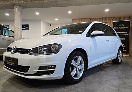 VW Golf Volkswagen VII Lim. Comfortline BMT in Weiß