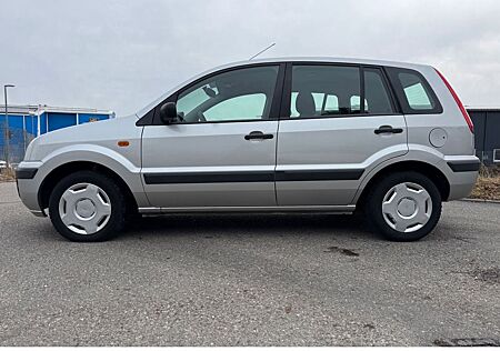 Ford Fusion Fun.1,4*Tüv:04-2027*AHK-Klima** 1~ Hand