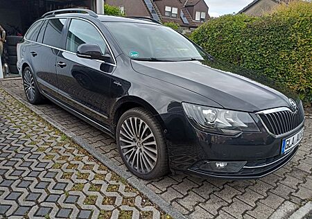 Skoda Superb 3.6 V6 DSG 4x4 L&K Combi L&K