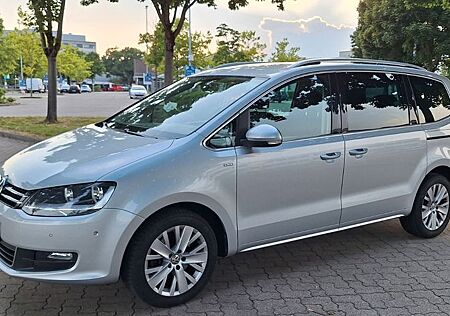 VW Sharan Volkswagen 2.0 TDI DSG 130kW BlueMotion Tech LIF...