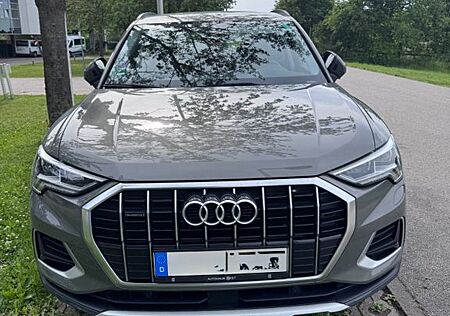 Audi Q3 advanced 40 TFSI quattro S tronic