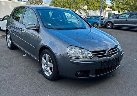 VW Golf Volkswagen 1.6 Comfortline Automatik / Tüv Neu