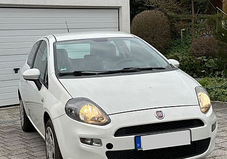 Fiat Punto AUTOMATIK*KLIMA*VIELES NEU*