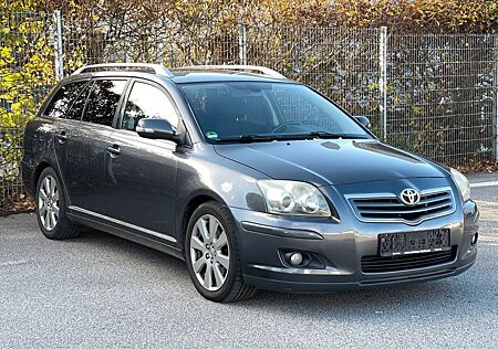 Toyota Avensis Combi Executive 2.0-l-VVT-i