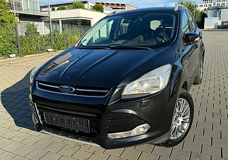 Ford Kuga Titanium NAVI*LEDER*ALLRAD*AUTOMATIK*MTL*