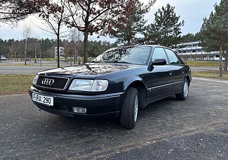 Audi 100 2.6 V6 Schalter Leder Schiebedach Oldtimer
