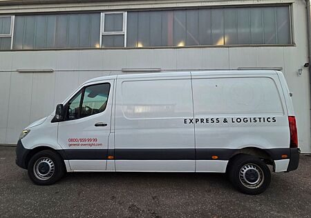 Mercedes-Benz Sprinter III Kasten FWD 215 CDI L2 MBUX/LED/Aut