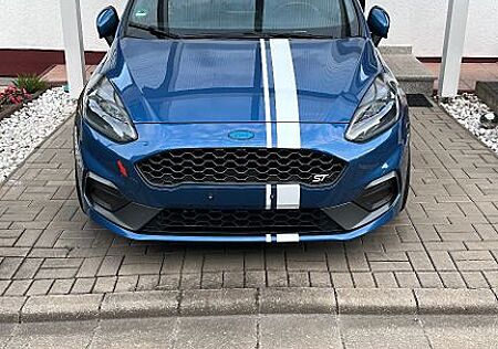 Ford Fiesta 1,5 EcoBoost ST mit Leder-Exklusiv-Pa...