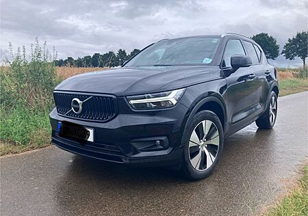 Volvo XC 40 XC40 AWD mit Werksgarantie Basis, aut., AutoPilo