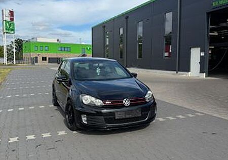 VW Golf Volkswagen 2.0 TSI GTI GTI